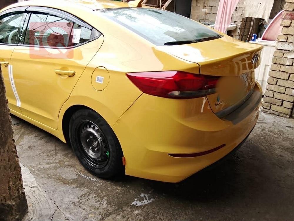 هیۆندای ئەلەنترا